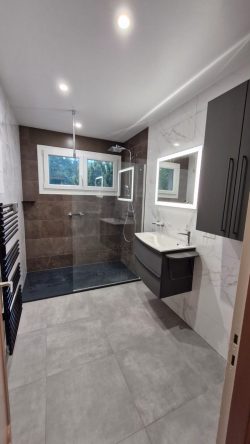 Salle de bains réaalisée par WT-Tous travaux